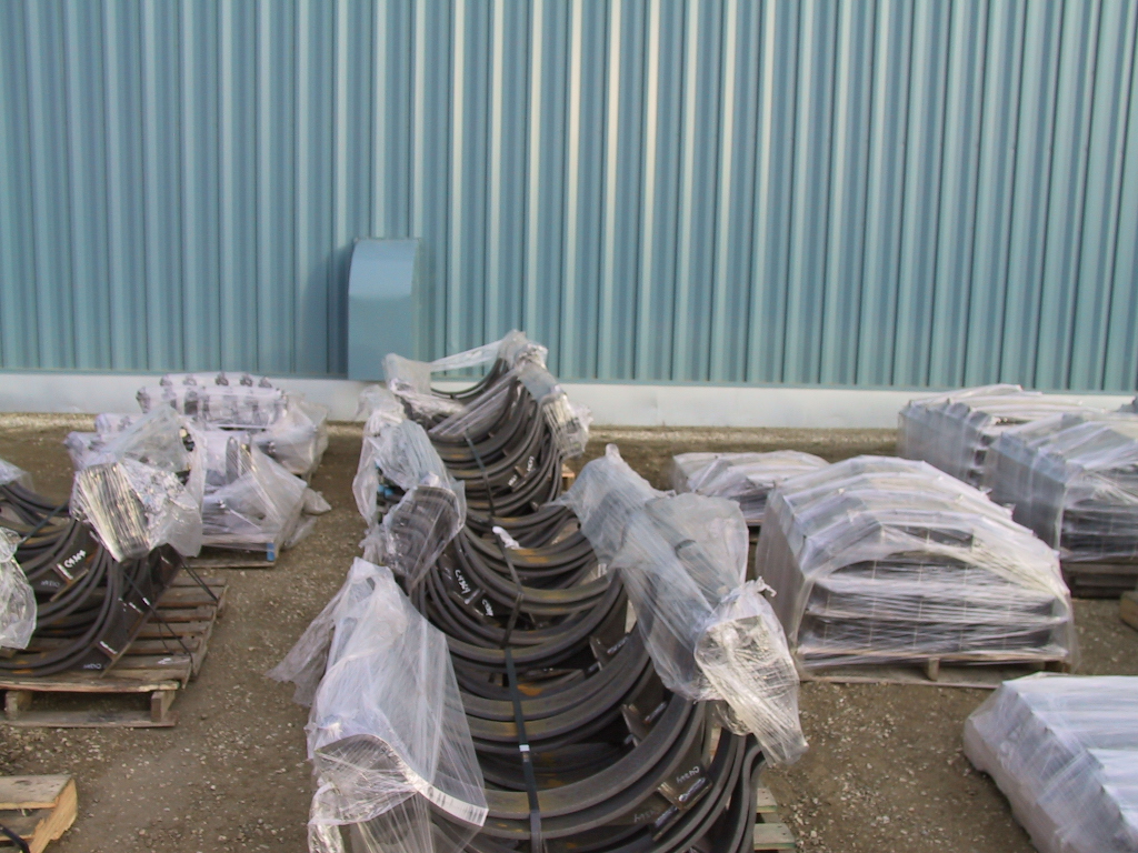 Supports prepared for shipment